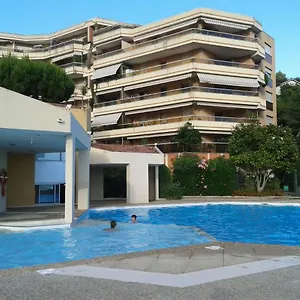 Studio Meublé Avec Piscine Ouest Quartier Fabron Nizza